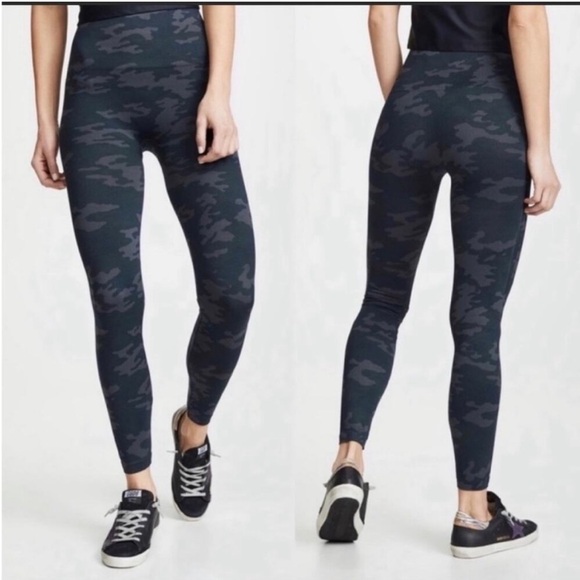 SPANX Look at Me Now Seamless Leggings Camo camouflage slimming Tummy Control M - Picture 12 of 12
